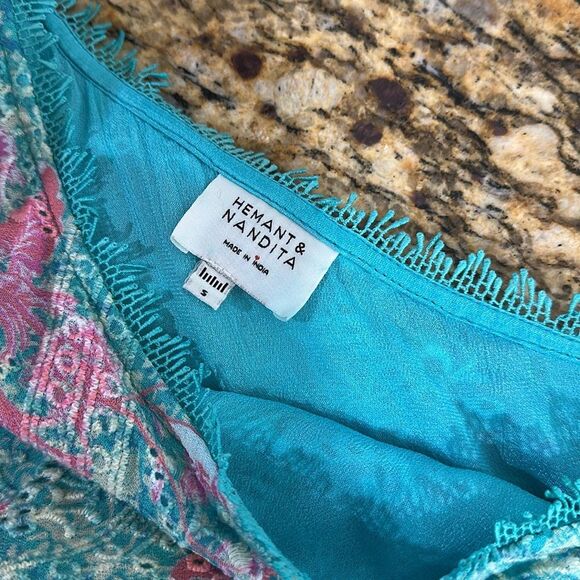 HEMANT & NANDITA Kefi One Shoulder Mini Dress in
Cyan Size S - Picture 9 of 13